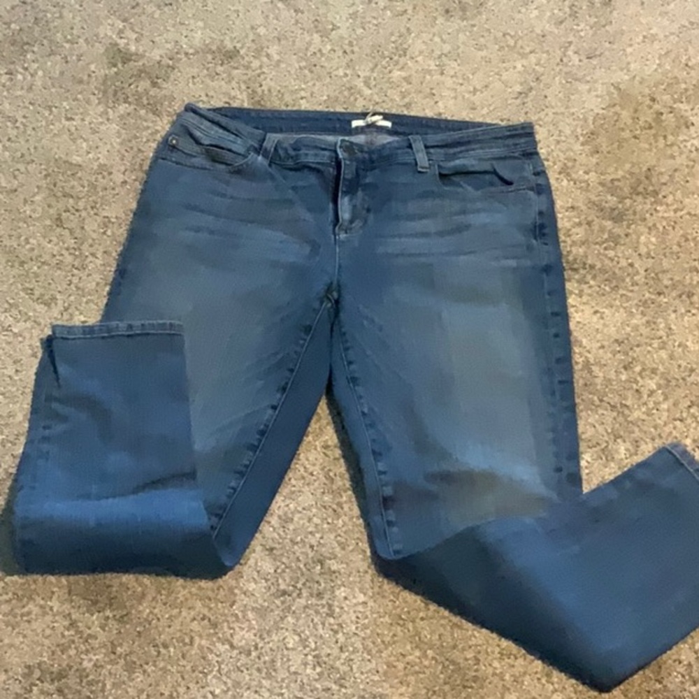 Eileen Fisher Blue Straight Jeans with Faded Details